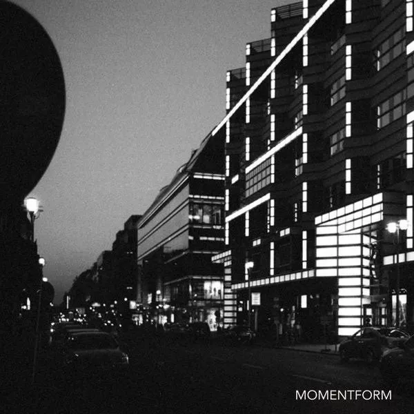 Momentform EP